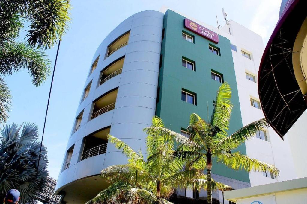 Oyo 292 The Oddy Hip Hotel 2*